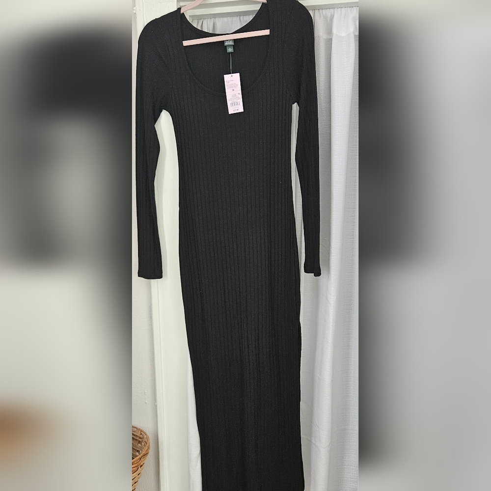 NWT-Women's Long SleeveRib Knit Midi Dress - WildFable' Black M